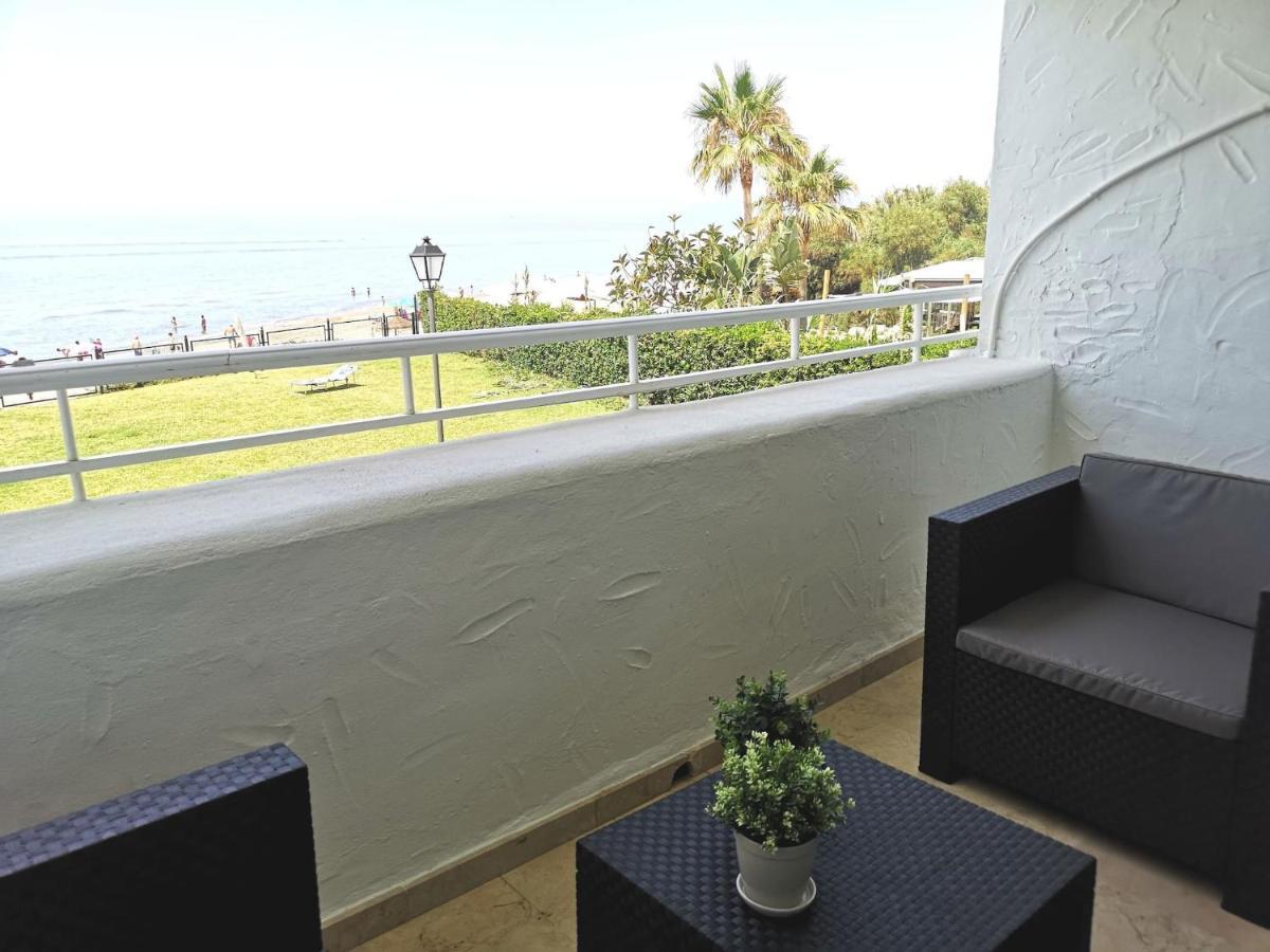 Apartment Amazing 3bedroom Flat With Seafront Views & Pool By Sharingco